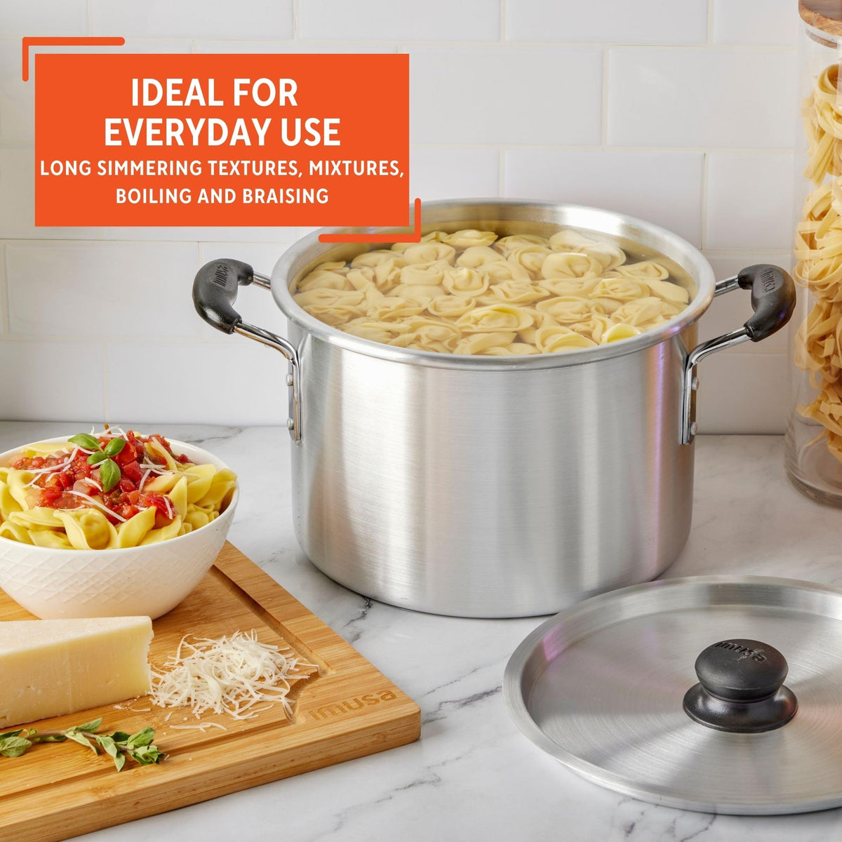 Silver 8 Quart Aluminum Stock Pot with Lid L28434