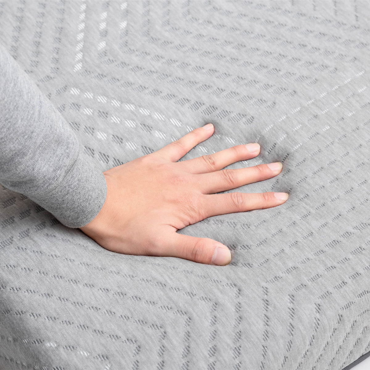 4 Inch Tri Folding Memory Foam Mattress R348333